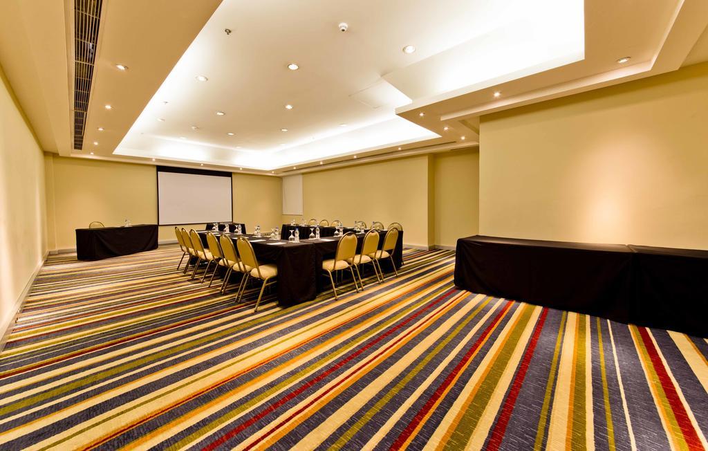 Pullman Rio De Janeiro Sao Conrado Hotel Buitenkant foto Meeting room