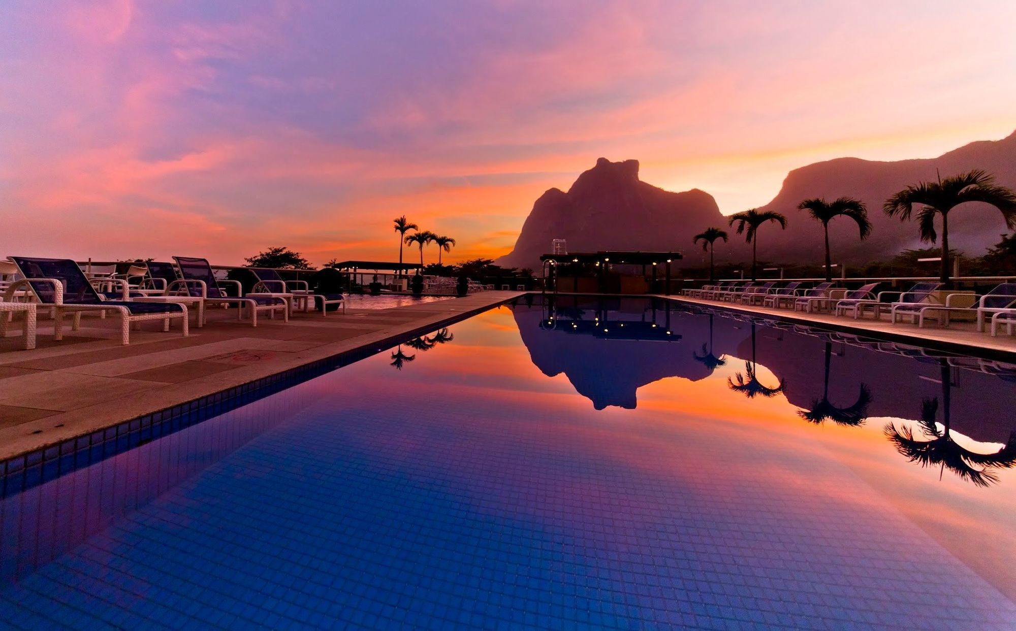 Pullman Rio De Janeiro Sao Conrado Hotel Buitenkant foto Sunset at the Sheraton Resort