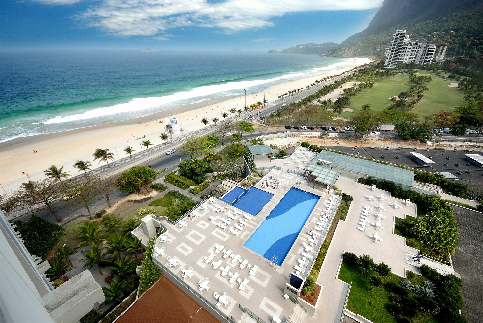 Pullman Rio De Janeiro Sao Conrado Hotel Faciliteiten foto The hotel's pool