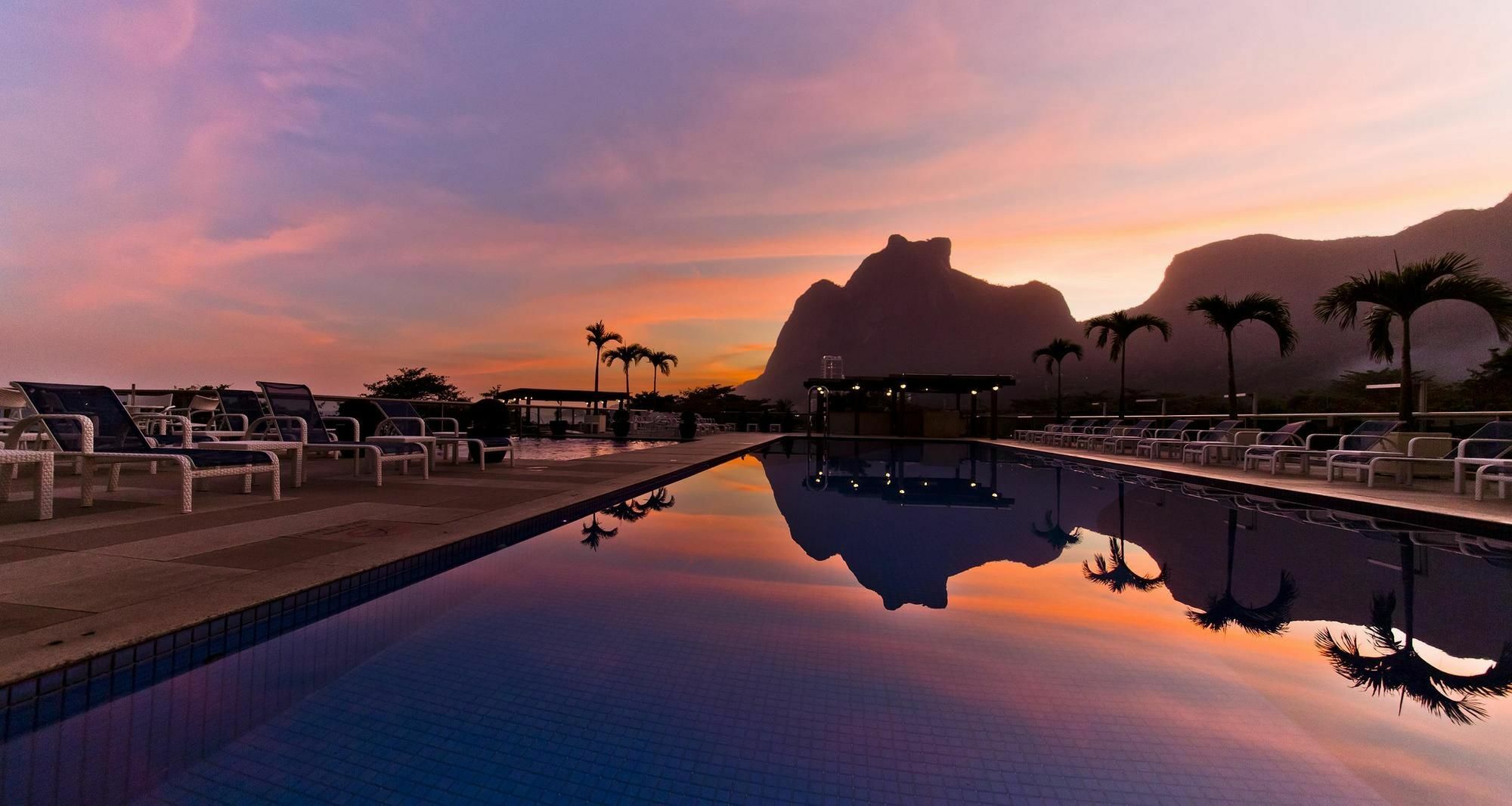 Pullman Rio De Janeiro Sao Conrado Hotel Buitenkant foto Sunset at the Hotel